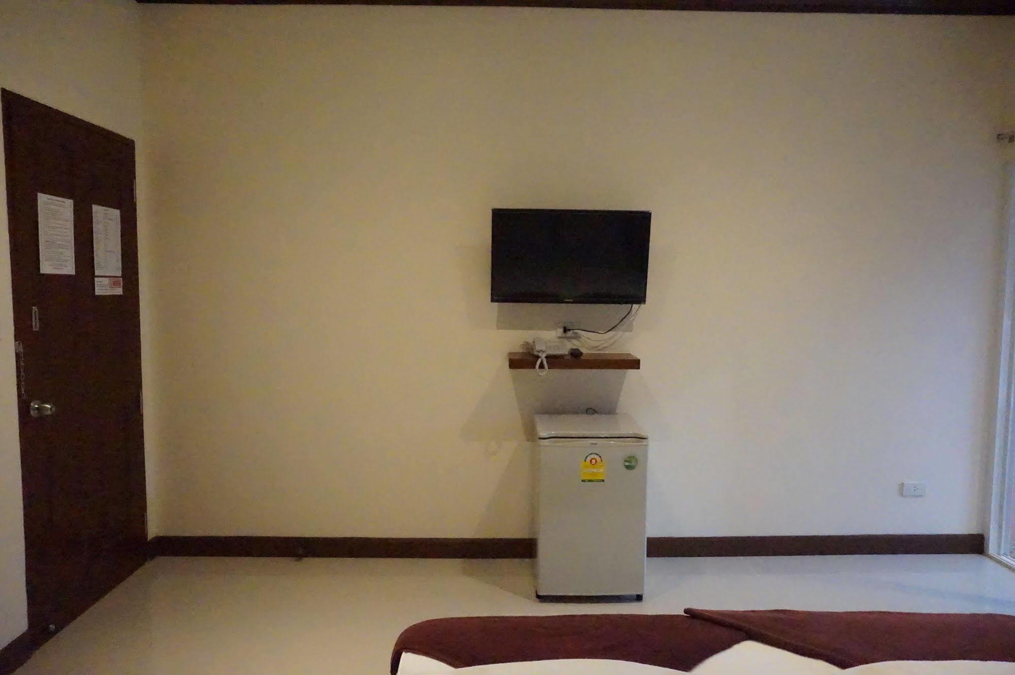 Snowhouse Aonang Krabi Hotel Ao Nang Екстериор снимка