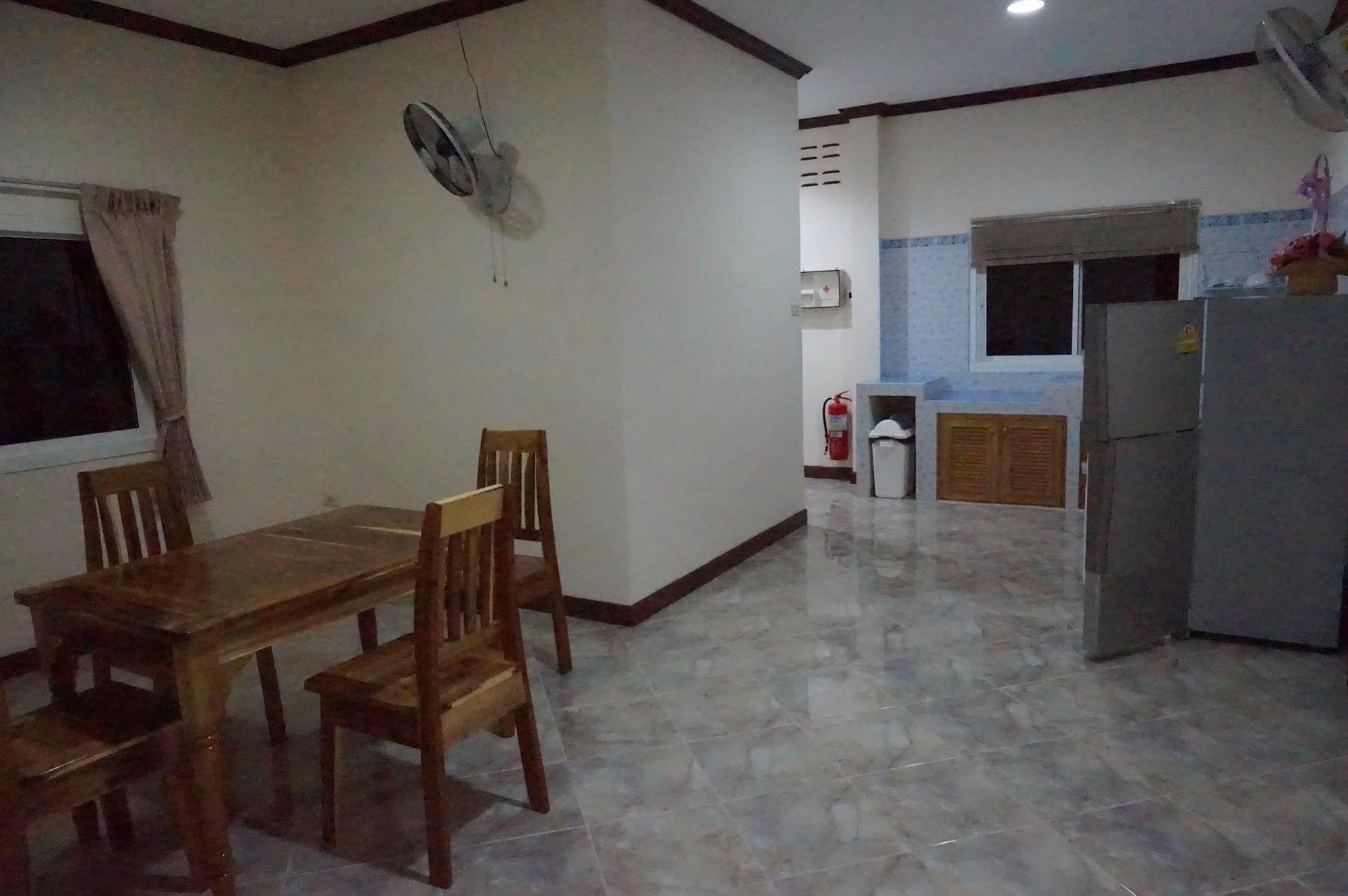 Snowhouse Aonang Krabi Hotel Ao Nang Екстериор снимка