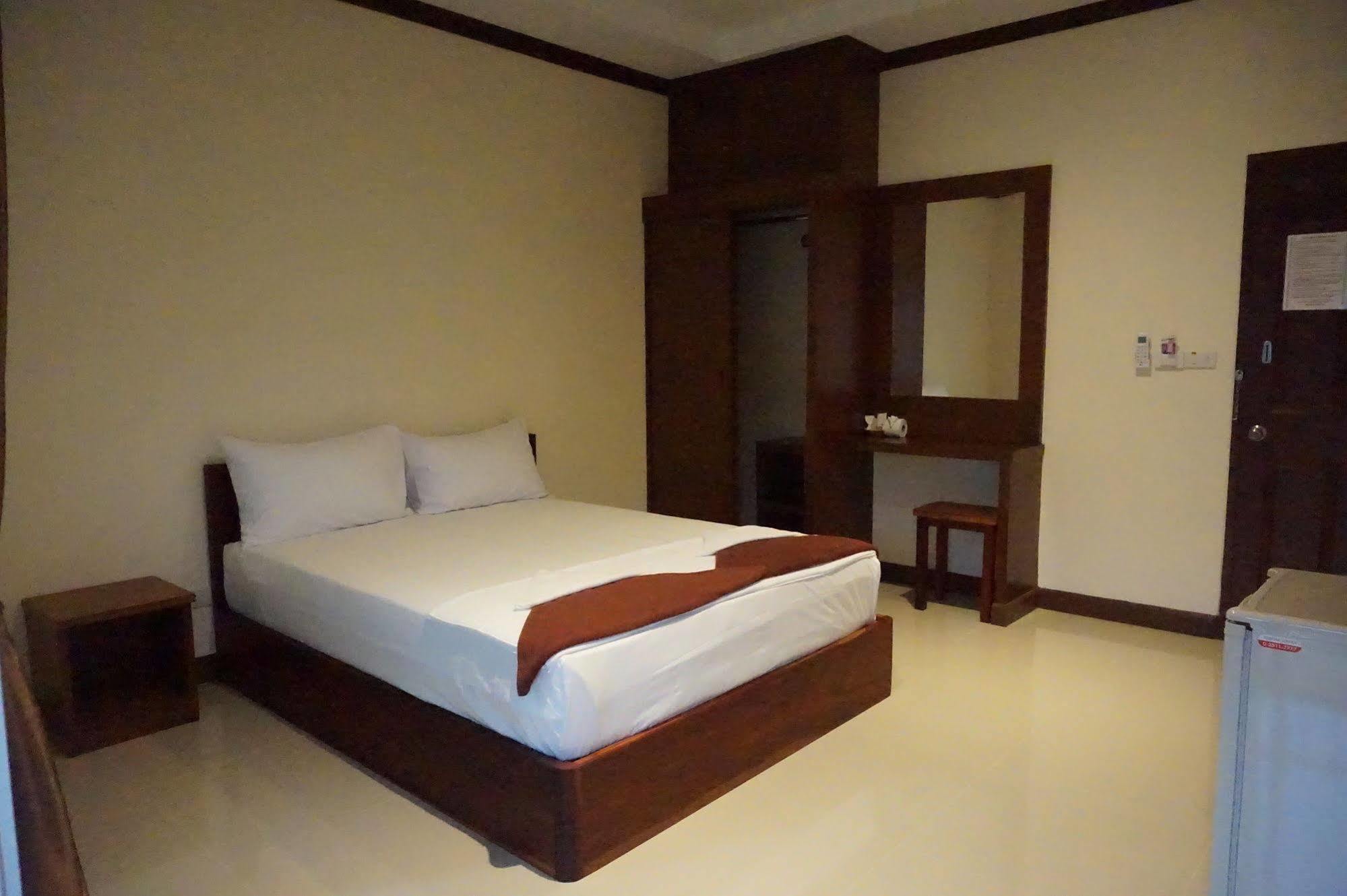 Snowhouse Aonang Krabi Hotel Ao Nang Екстериор снимка